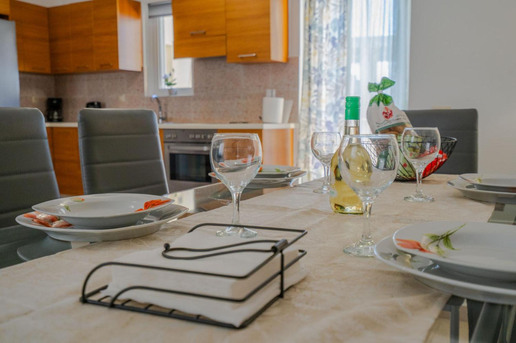 Gialos Breeze - 30 Meters From Sandy Apartamento Makrýgialos